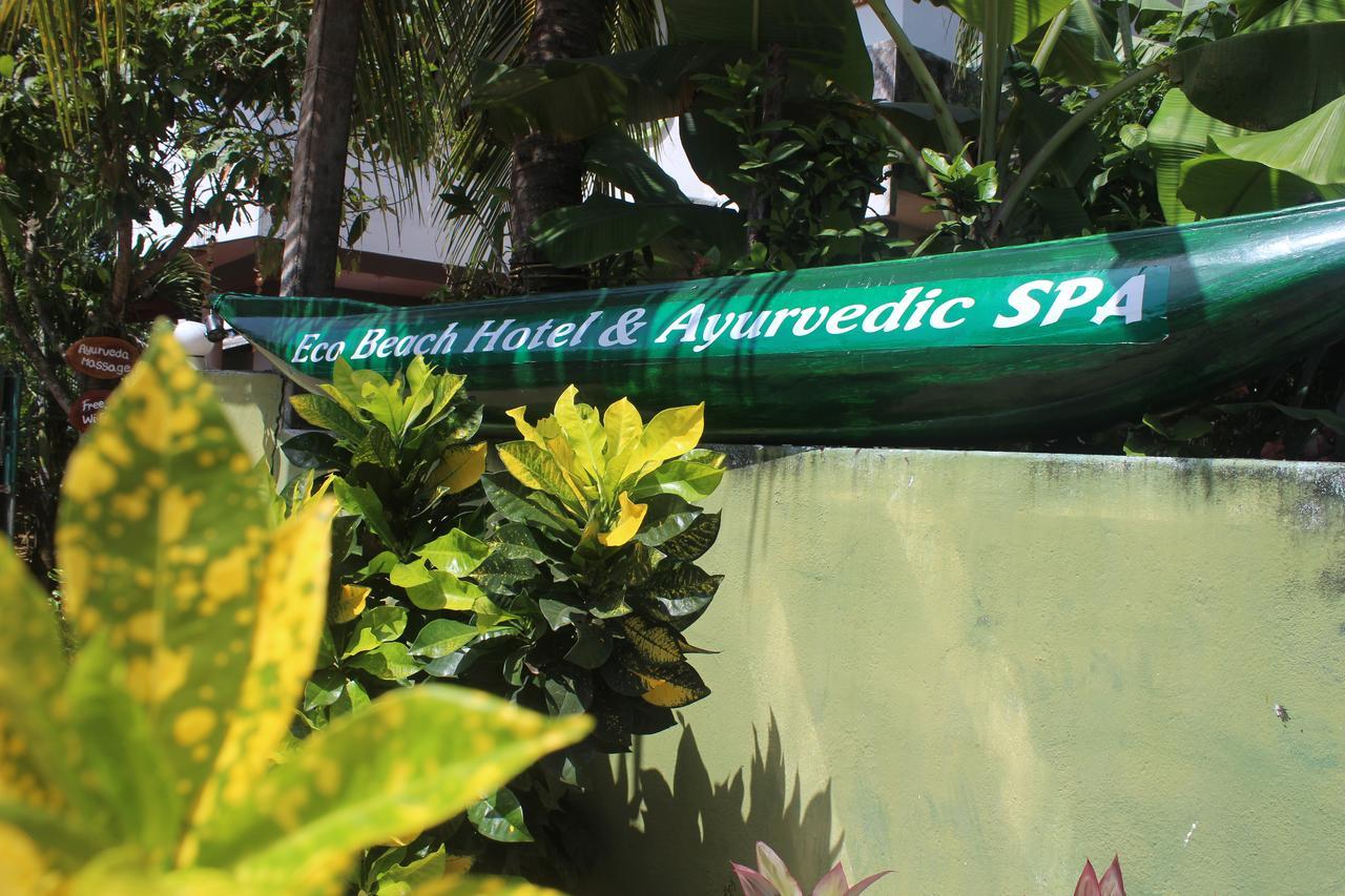 Julie Guest House Tangalle Exterior photo